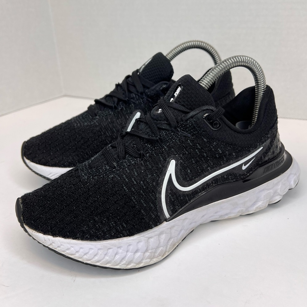 Nike React Infinity Run Flyknit 3 Womens Sz 6.5M DD3024-001 Black/White VGUC